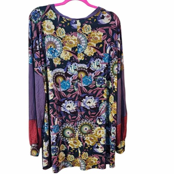 $5 if Bundled! EUC Beautiful Floral Boutique Top Plus - Picture 3 of 5
